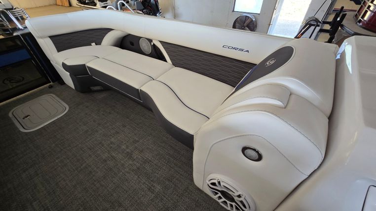 2024 Barletta CORSA 25UC Tritoon