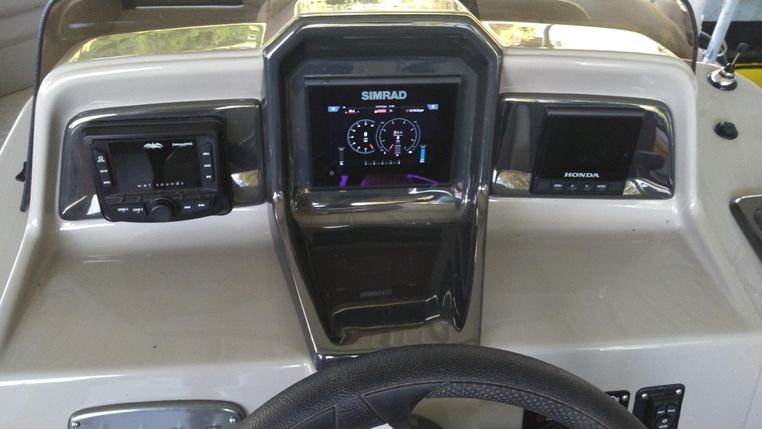 2022 Xcursion 243RFX